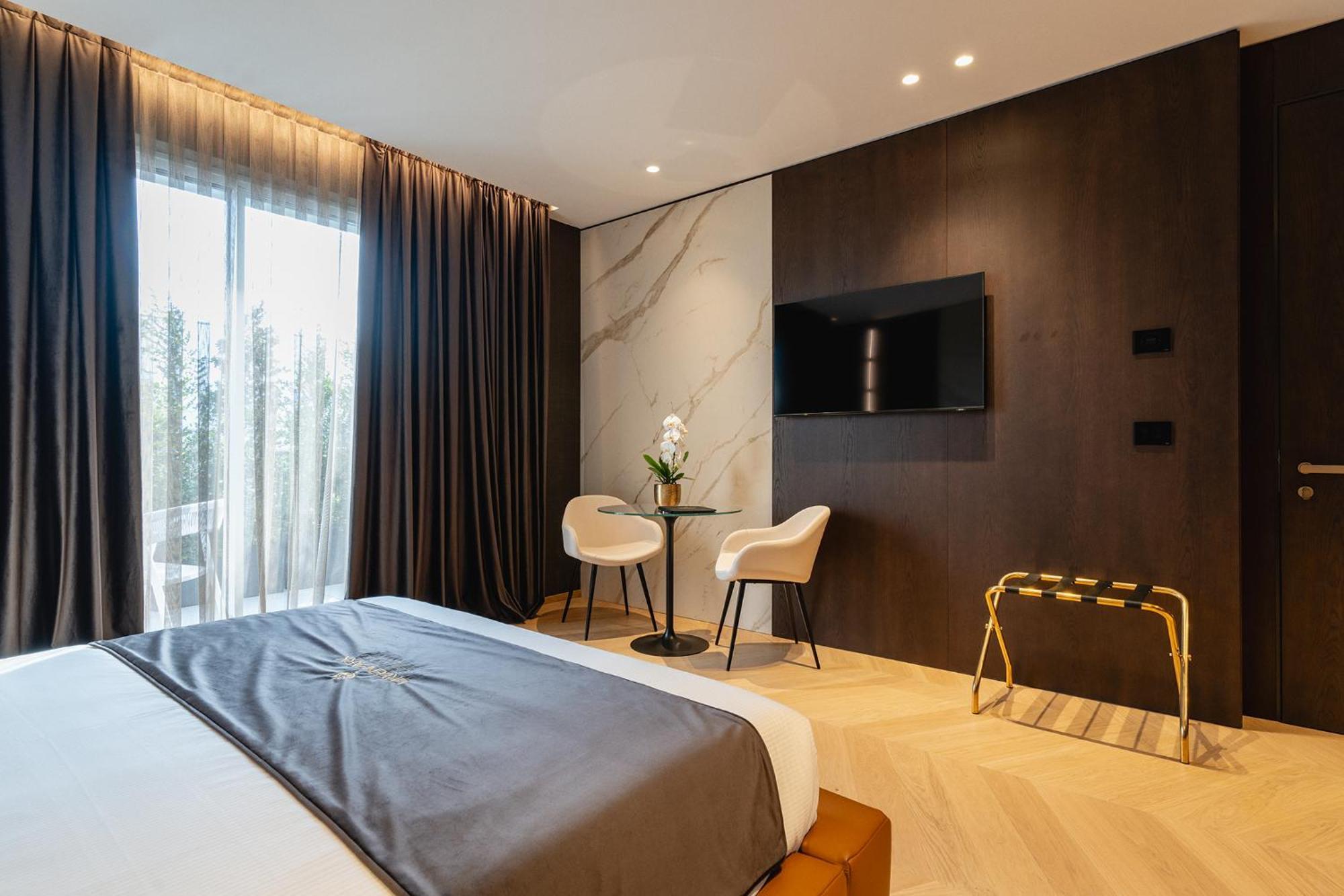 Green Park Penthouse Suite & Pool - Heated Pool - Барі Екстер'єр фото